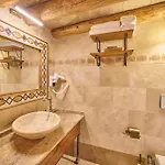 ホテル Mithra Cave Cappadocia 4*