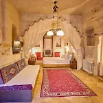 Mithra Cave Cappadocia ホテル ギョレメ