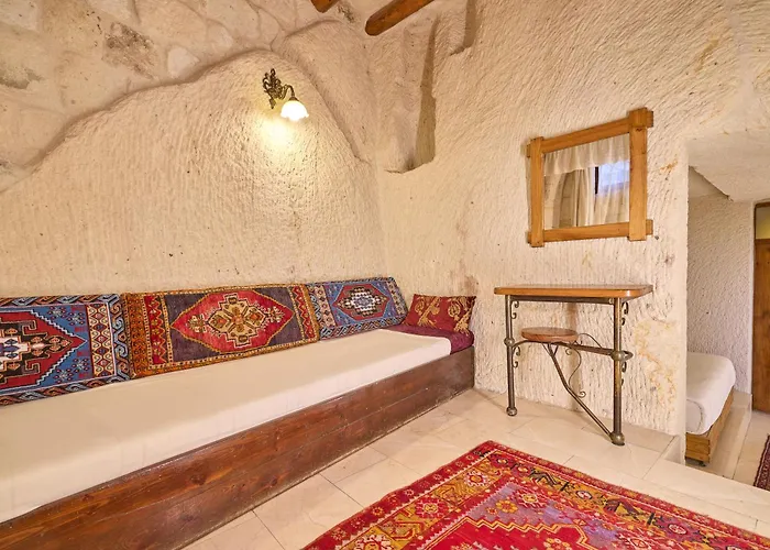 Mithra Cave Cappadocia Гореме